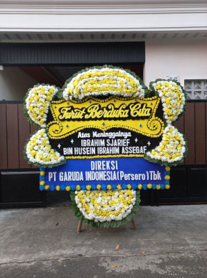 Papan Bunga Duka di Lirung